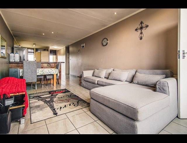 2 BEDROOM APARTMENT FOR SALE IN DOWERGLEN